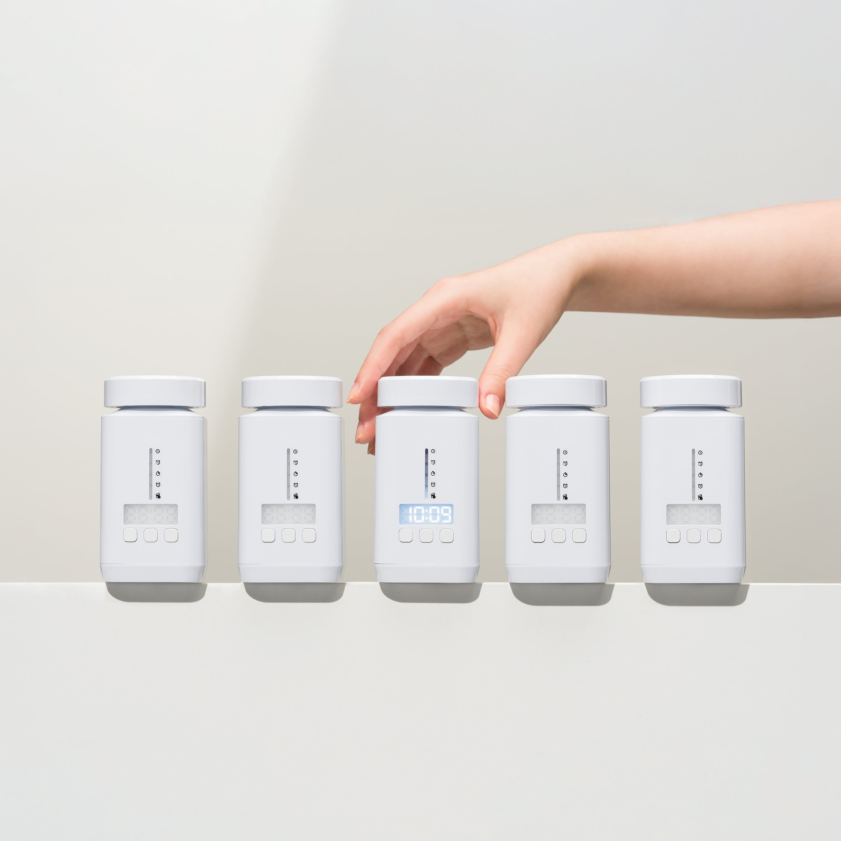 DEFI IoT Smart Pill Bottle